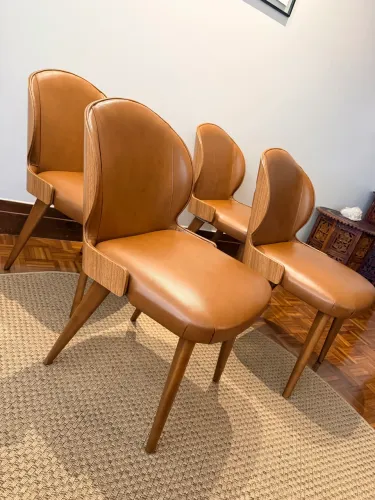 Conjunto 4 Cadeiras de Jantar Design Moderno em Couro Legítimo