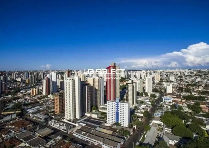 Terreno no bairro Santa Mônica com 900 metros quadrados.