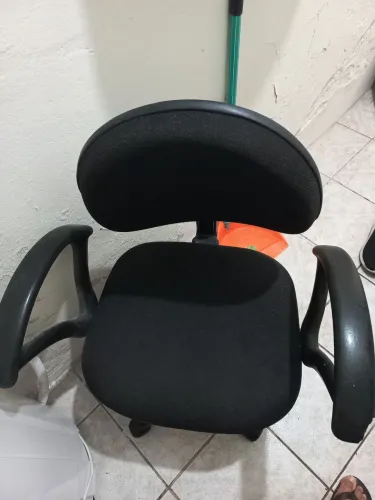 Vende-se cadeira de escritório