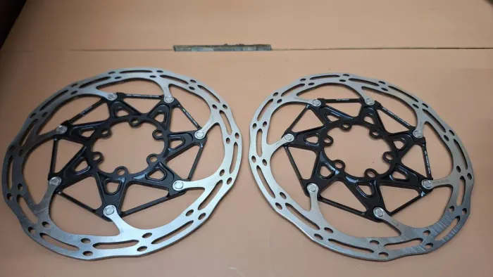 Discos  Sram 6 furos 