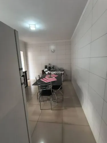 LINDA CASA COM 2 DORMITÓRIOS (SUITE) NO MARIA LUIZA IV