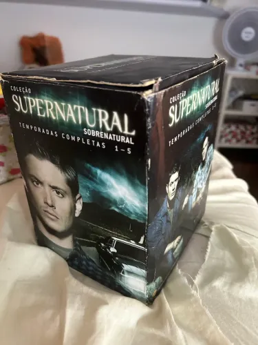 Box dvd Supernatural da 1 a 5 temporada.