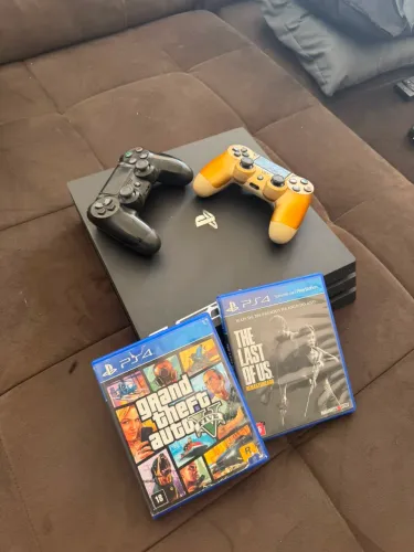 Ps4 pro 1TB 4k