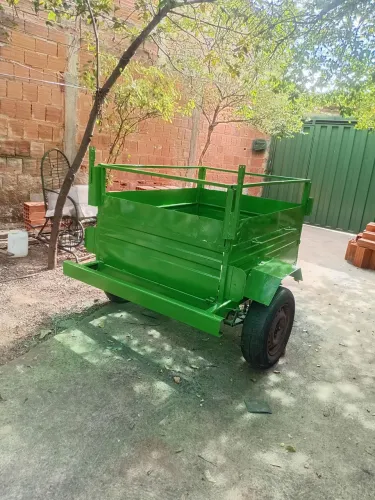 Carretinha tamanho menor pra carro