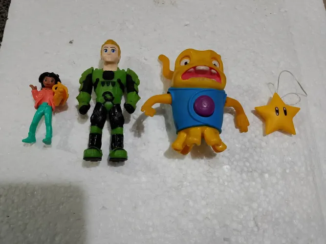 Lote de miniaturas colecionáveis