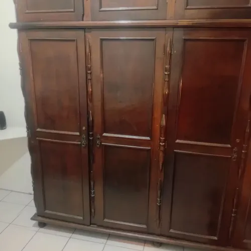 Guarda Roupa Antigo