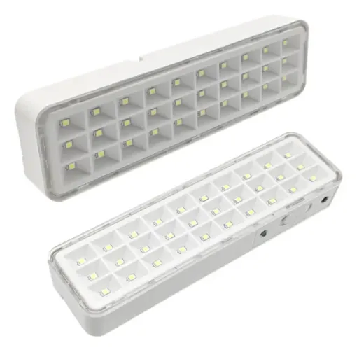 Luminária De Emergência B-max 30 Leds 3w Recarregável 600mah
