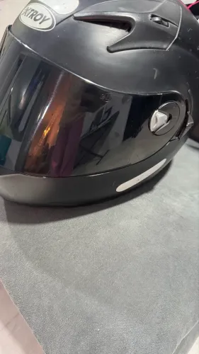 Capacete preto Xtroy