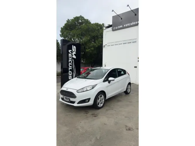 Ford Fiesta 1.5 16V Flex Mec. 5P 2015