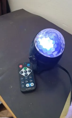 Mini globo Rohs c/ jogo de luz, Led Rgb com controle remoto