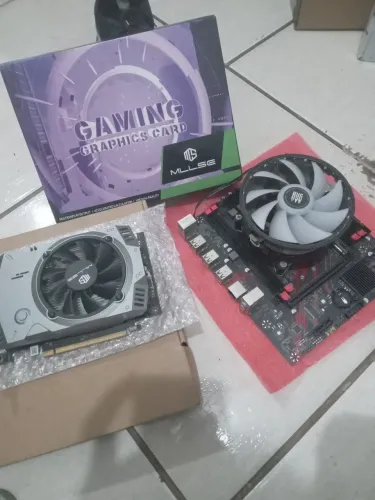 Kit xeon 2676 v3 16GB RAM + RX 550 4GB