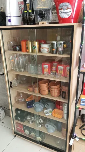 EXPOSITOR MDF VITRINE
