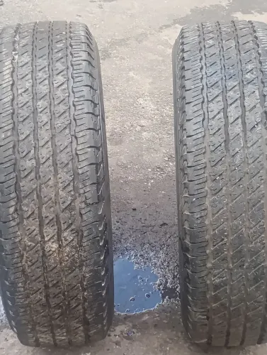Pneus p265/75 R 16