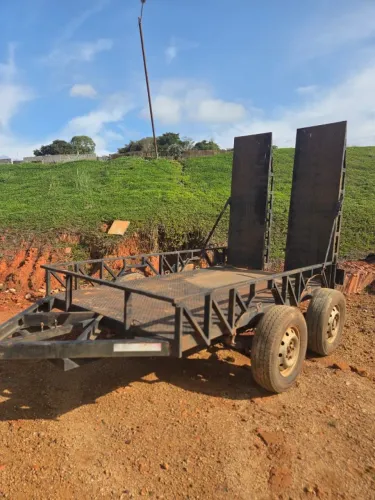 Carretinha P/ Bobcat 4 toneladas