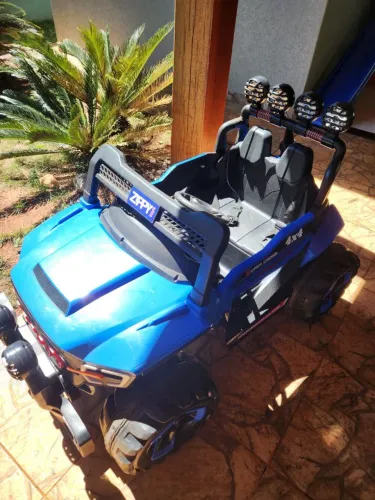 JEEP GRANDE 4x4 ZIPPY