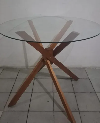 Mesa vidro 90cm e pés de madeira linda