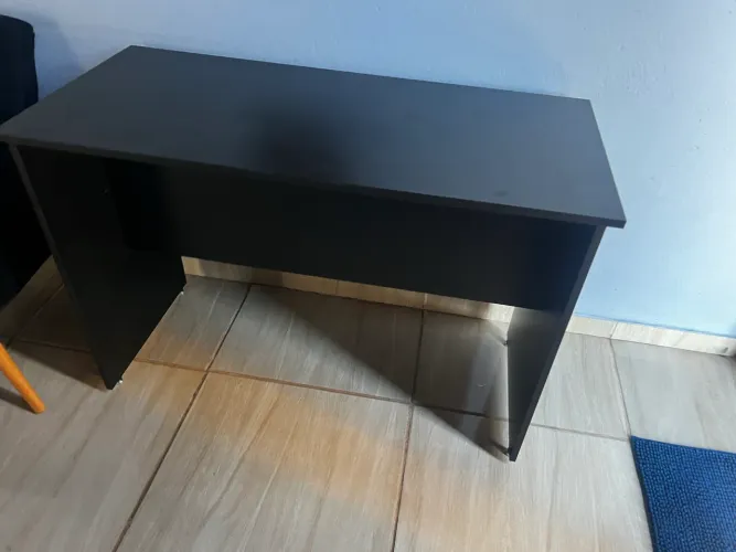 Mesa escritório nova
