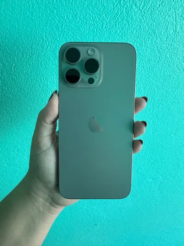 iPhone 15 Pro Max
