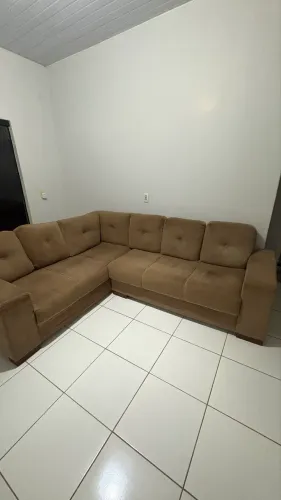 Sofá de canto em L