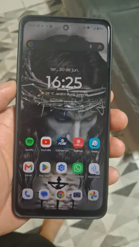 Vendo Motorola Moto G56 5G na cor Azul, com apenas 3 meses de uso.