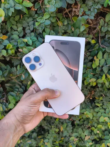 IPHONE 16 PRÓ MAX DESERT EM EXCELENTE ESTADO DE CONSERVAÇÃO