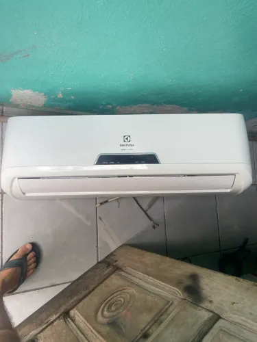Ar condicionado Electrolux com defeito na evaporadora