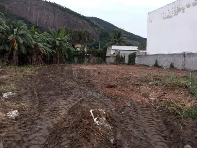 Imóvel para venda tem 273 metros quadrados em Itaipu - Niterói - RJ