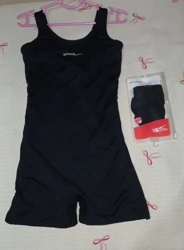 Maiô speedo + touca