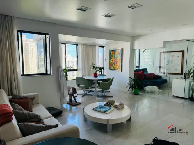 Foto do anúncio de Aluguel de Apartamento por Temporada no Bairro Vitória em Salvador-BA: 4 Quartos, 1 Suíte, no salvador