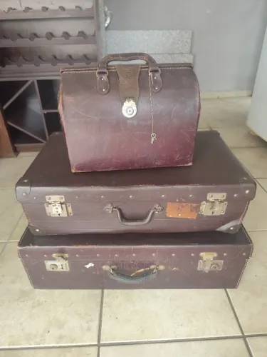 Conjunto de malas antigas anos 50/60