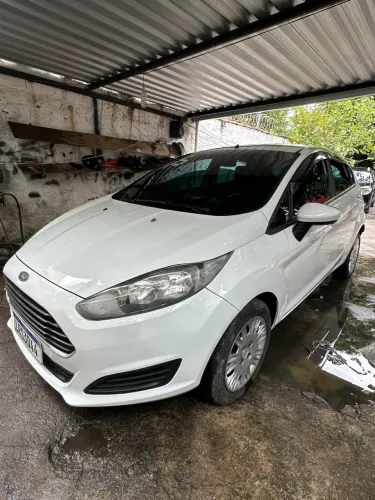 Ford Fiesta 1.5 16V Flex Mec. 5P 2015