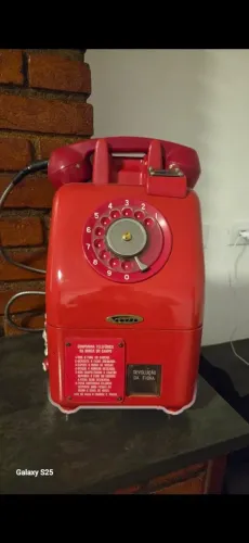 Orelhão Retrô anos 70 de ficha