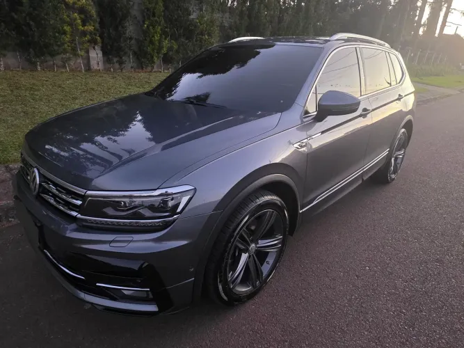 Volkswagen Tiguan Allspac R-line 350 TSI 2.0 4X4 2019