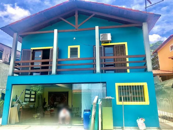 Sobrado em Rua Mairi - Vila Nova Bonsucesso - Guarulhos/SP