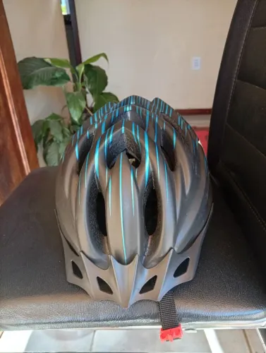 Vendo capacete ciclista 