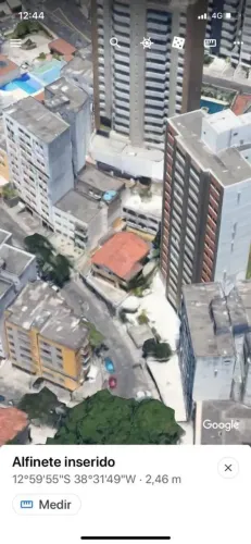 Vendo antiga pousada na Barra Avenida com 15/4 sendo 10 suites com 600m2