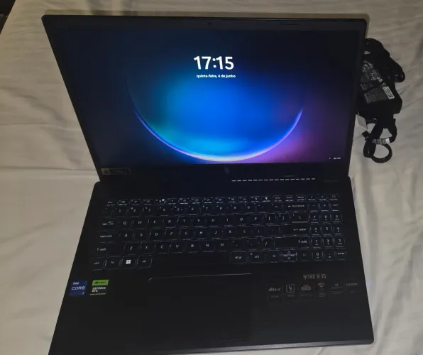 Acer Nitro V15 i7 13620h, RTX 4060, 24gb ram DDR5 e Windows