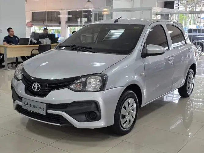 Toyota Etios X 1.3 Flex 16V 5P Mec. 2020