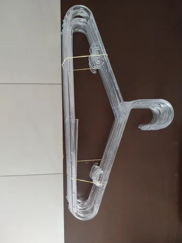 Cabide de Acrílico Adulto Simples