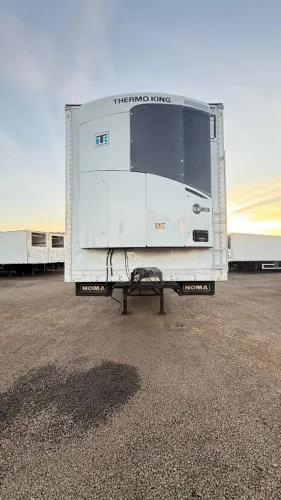 Noma carreta modelo 2021 com aparelho 2018 marca thermo king