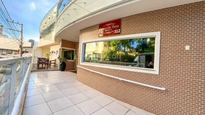 Apartamento para aluguel, 3 quartos, 1 suíte, 2 vagas, Centro - Tubarão/SC