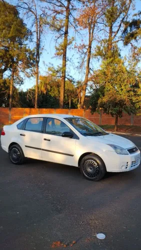Ford Fiesta Sed. 1.6 8V Flex 4P 2009
