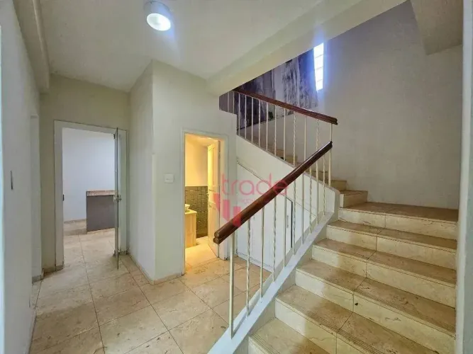 Ponto Comercial para Locação com 12 Salas no Bairro Jardim Sumaré em Ribeirão Preto.