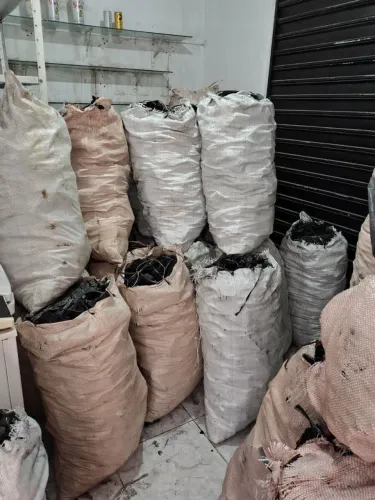 Vende-se carvao