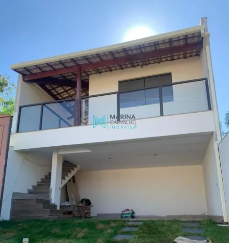 Casa com 3 quartos à venda, 132 m² por R$ 550.000 - Shalimar - Lagoa Santa/MG