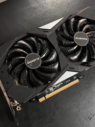 Placa de Vídeo Gigabyte Radeon RX 5500 XT 4GB