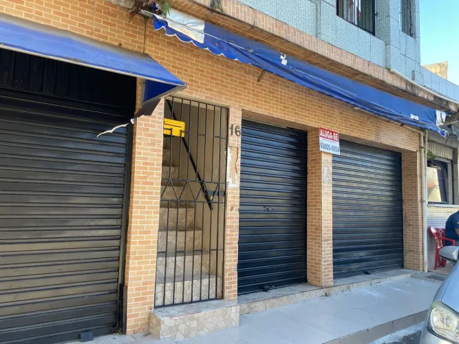 Excelentes Pontos Comerciais - Bairro Escada