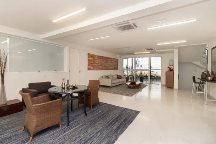 Casa comercial para venda em Vila Andrade, 760m²