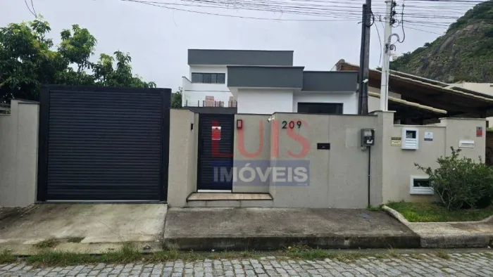 Casa com 4 dormitórios à venda, 168 m² por R$ 2.900.000,00 - Itacoatiara - Niterói/RJ