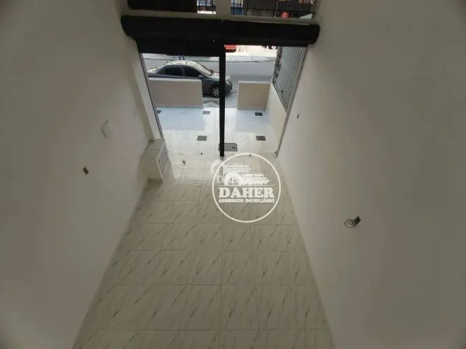 Daher Vende: Loja Reformada, 25 m², próximo Av. Dom Helder - Quintino LO0006
